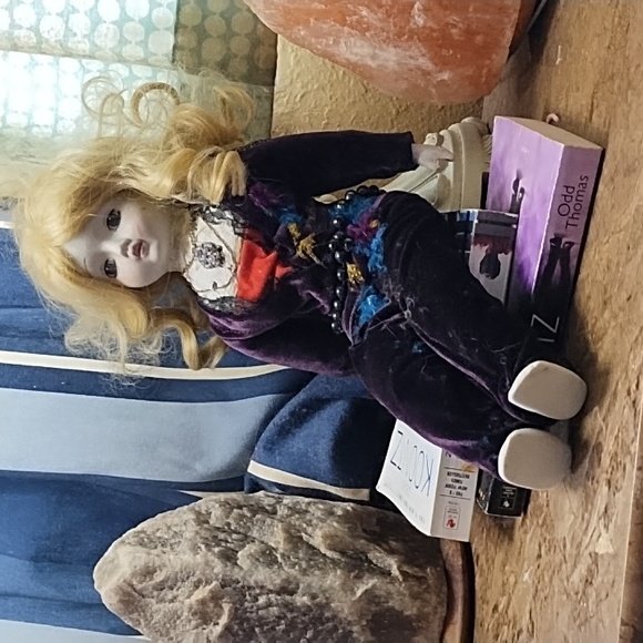 My Creepy Doll OOAK A Muze Storytime Inspiration Ceramic - Picture 8 of 8
